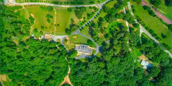 Image 2: 5 acre lot