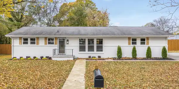 1701 S Mack Smith Road