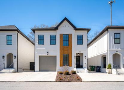 1015 Amelia Court