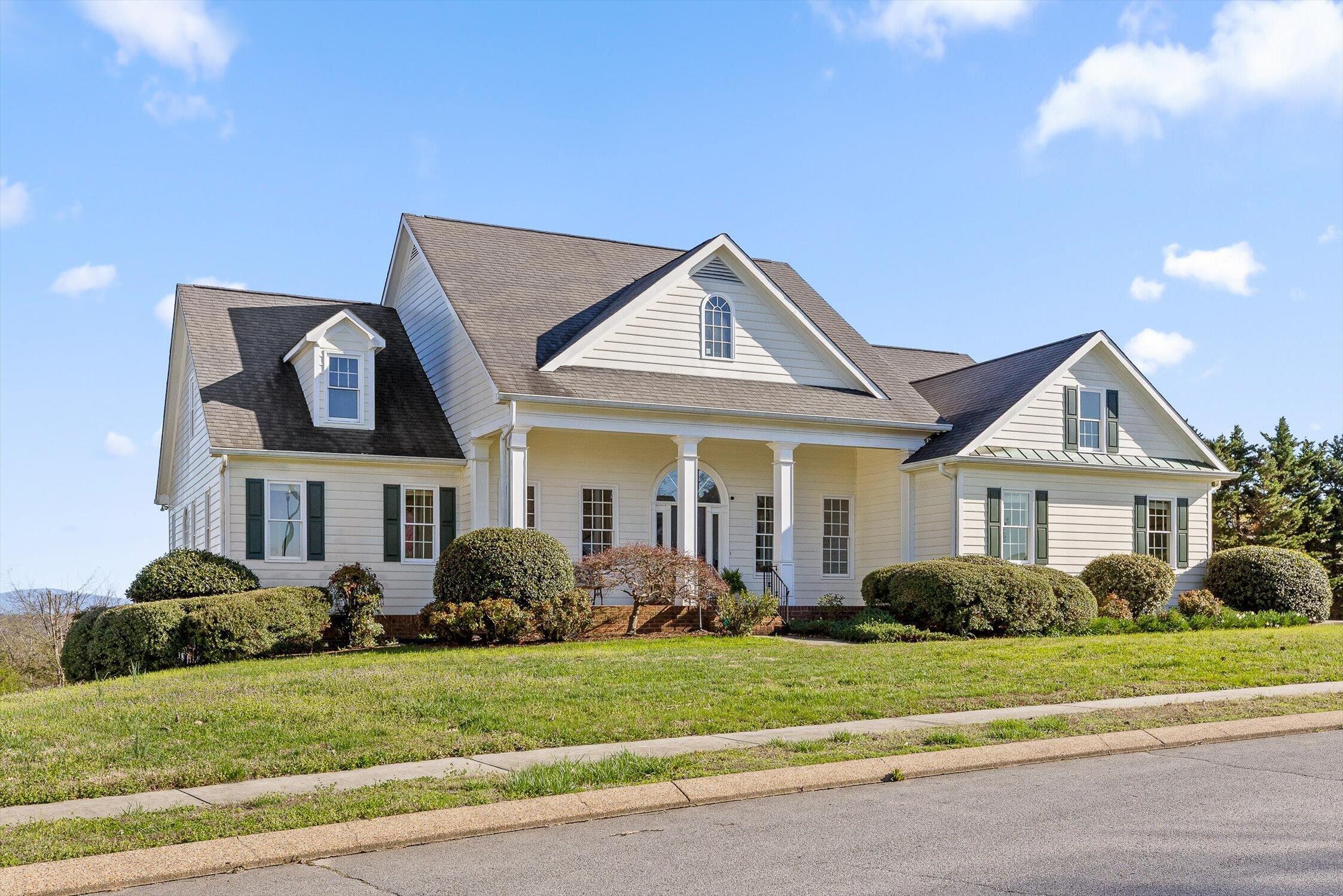 Image 2: 02-Windcrest (new)-2