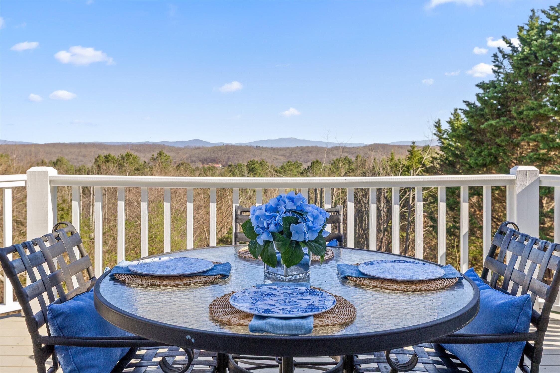 Image 4: 08-Windcrest (new)-8