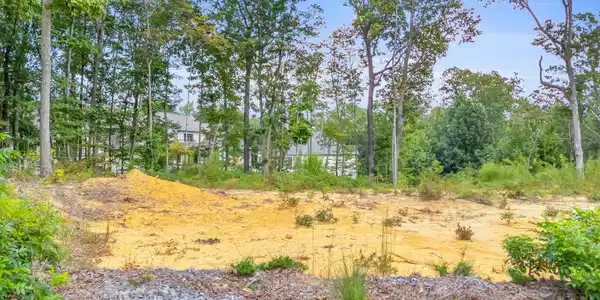 5025 Dandelion Trail