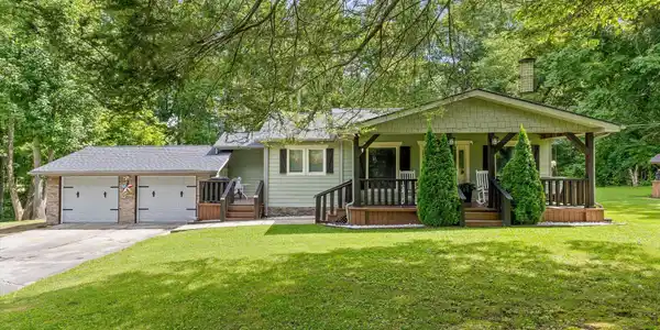 1504 Hotwater Road