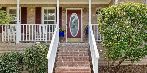 Image 4: 02-137 Andrew Rd-5