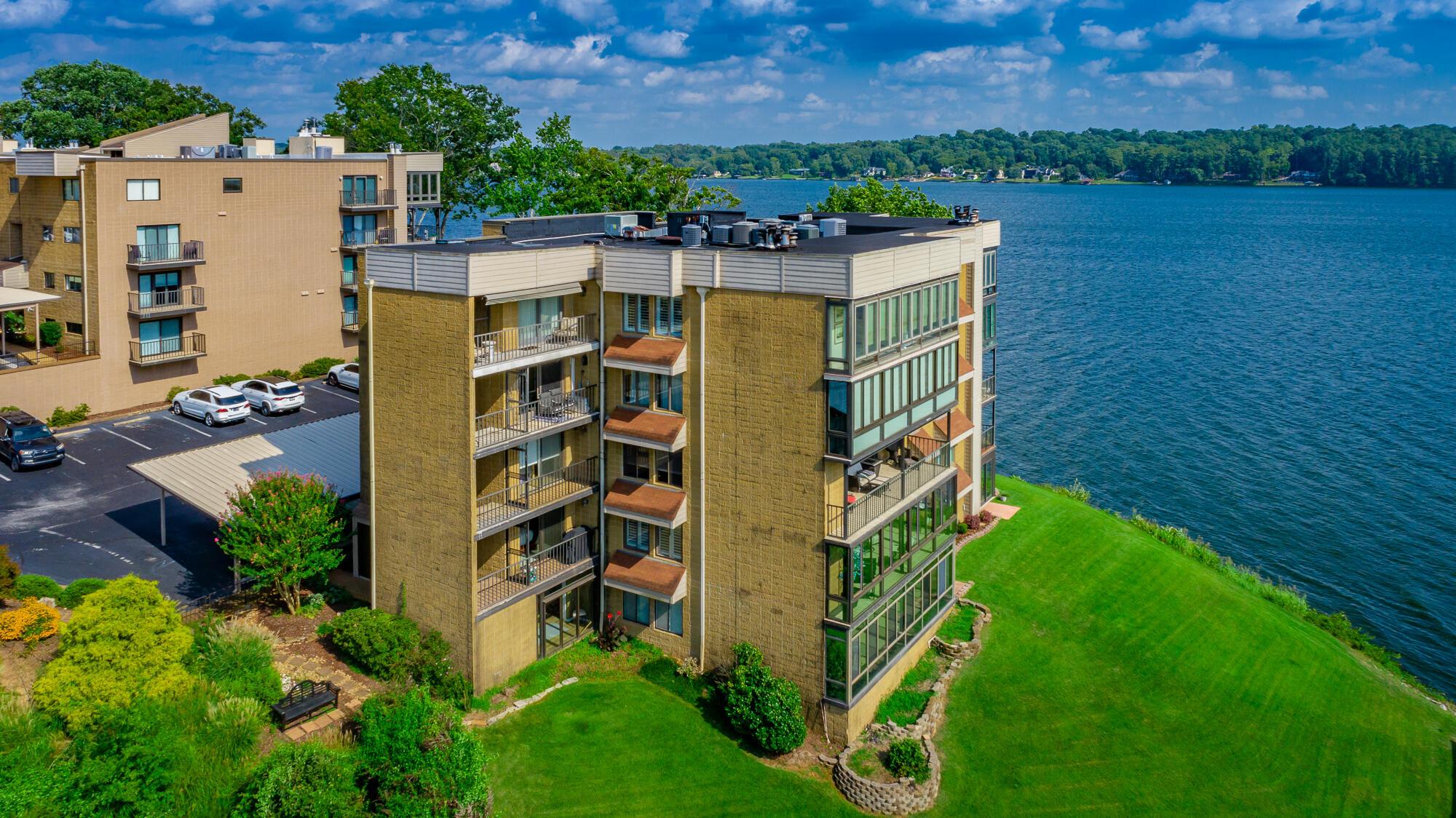 Image 4: 4346 Lakeshore Lane Unit 204 HD-149