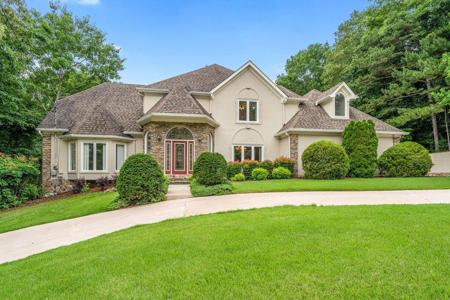 807 Candlewood Trail