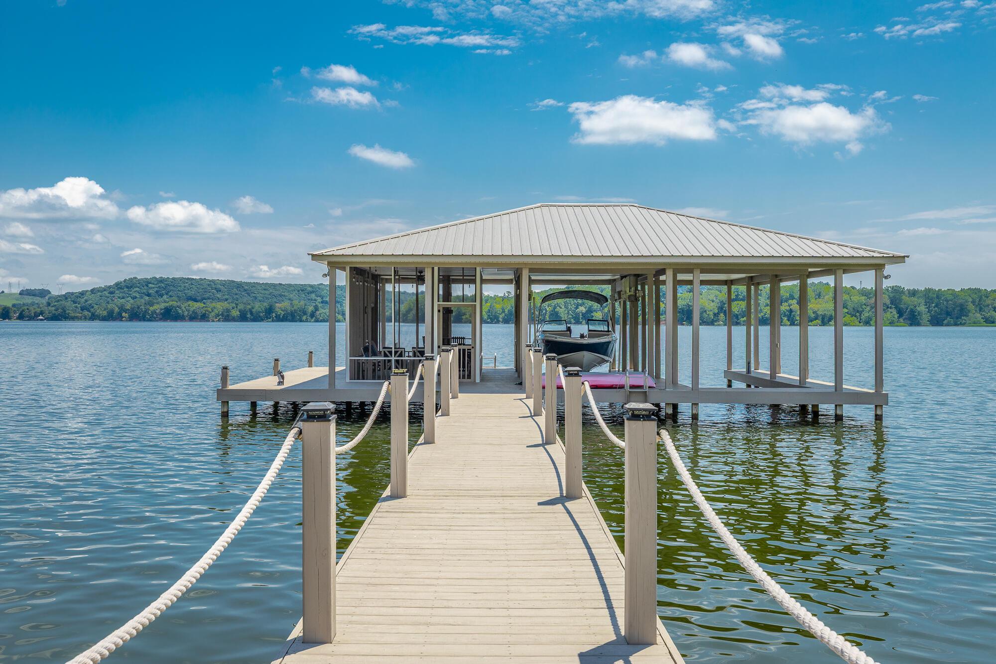 Image 2: 2611 Heron Cove Drive HD-71