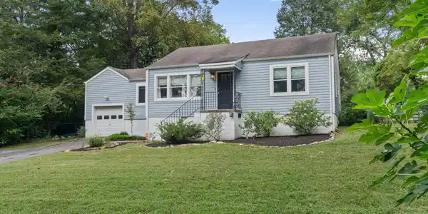 113 Hill Road