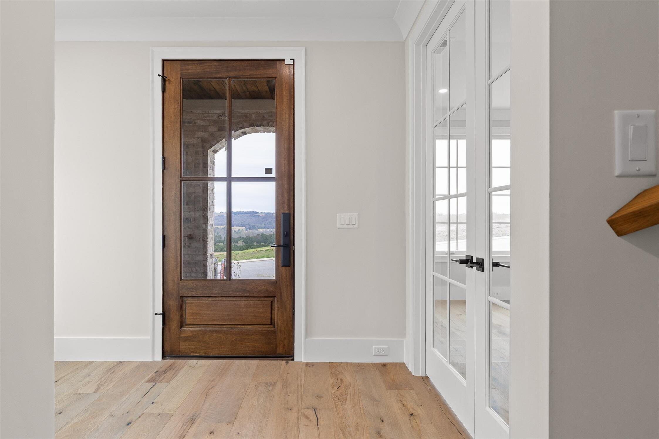 Image 4: Entry