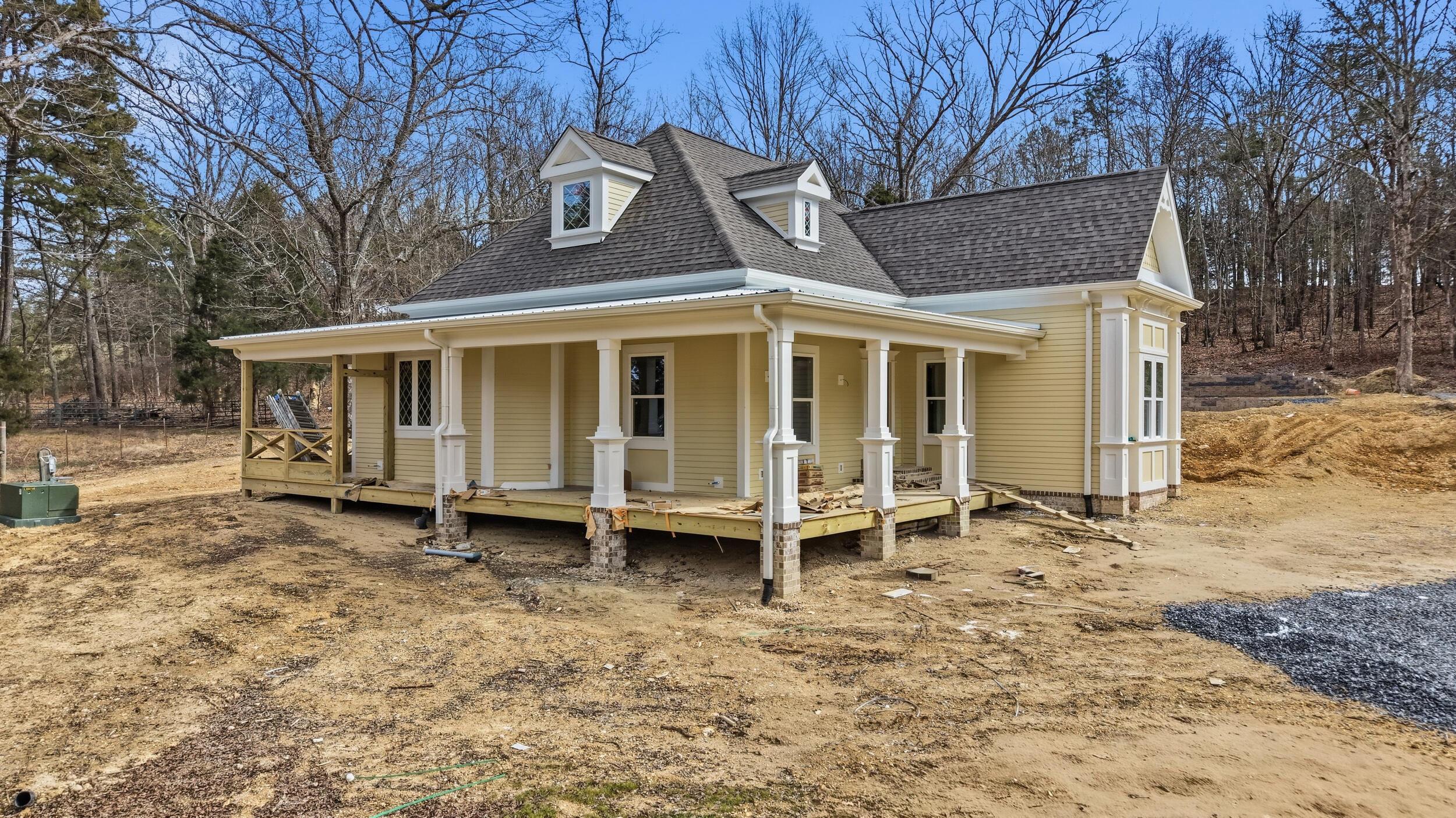 Image 4: 2_12814 cranfield rd-2