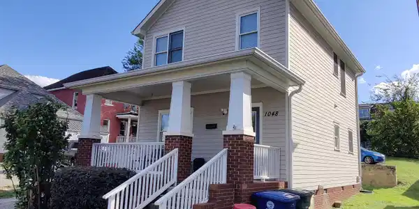 1048 Flynn Street