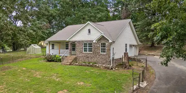 1814 Hudlow Loop Road