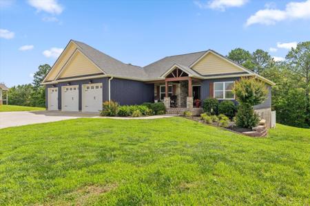 72 Farm View Circle