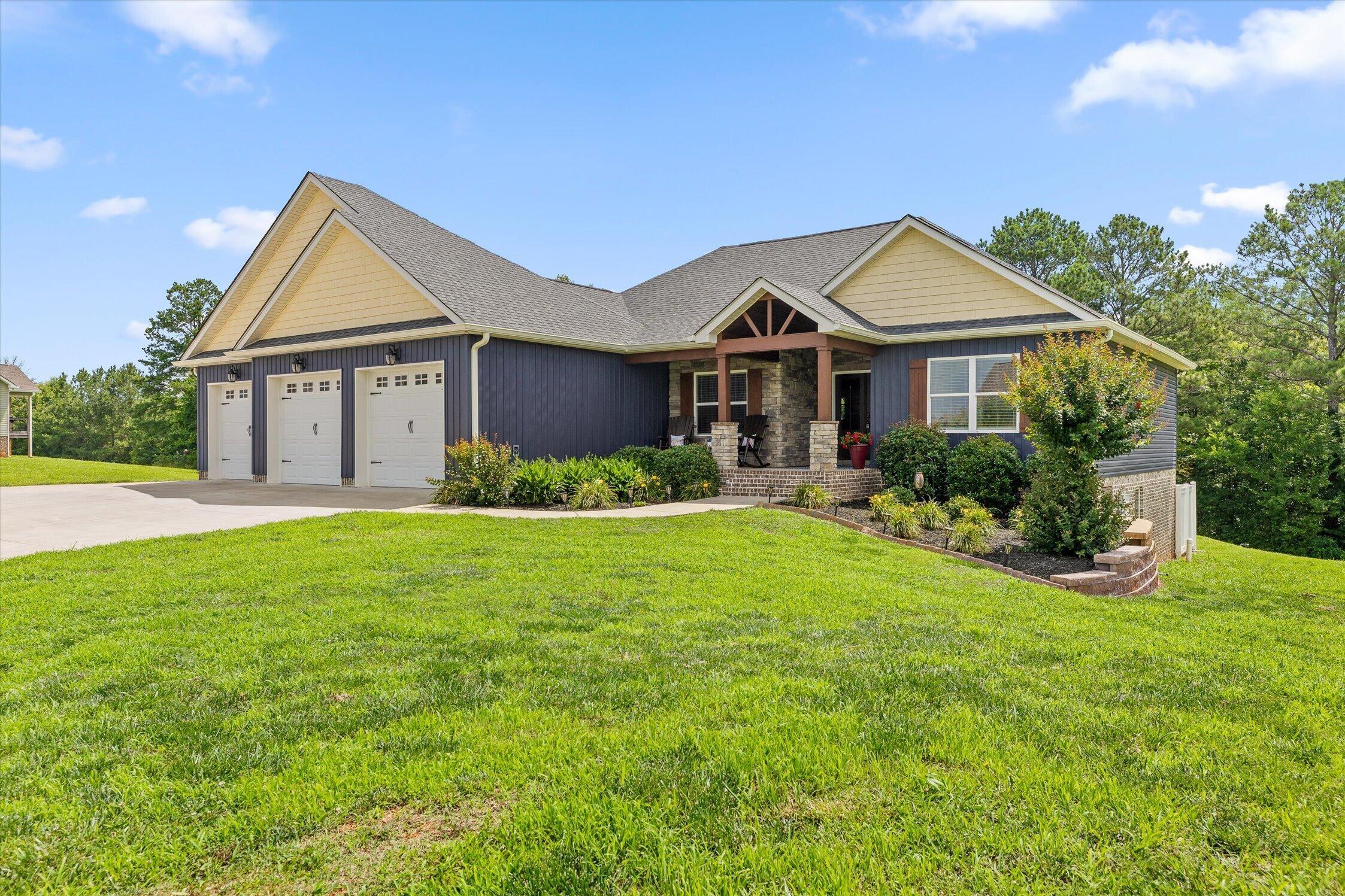 Image 1: 04-72 Farm View Cir-50