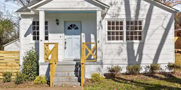 123 Passons Road