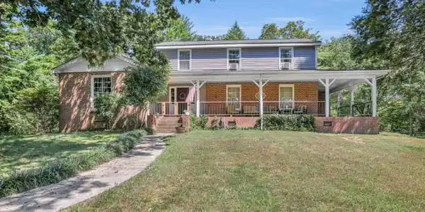 133 Stagg Street