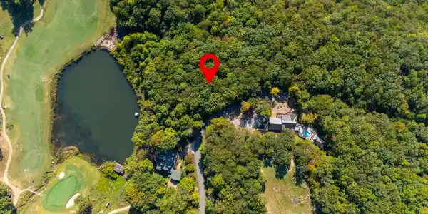 Image 4: E-3 Location