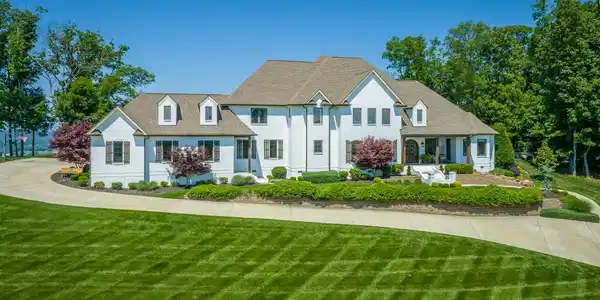 Image 3: 8269 Balata Drive EX RE HD-26