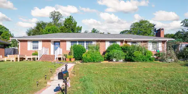 901 Belvoir Hills Drive