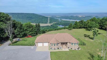 641 County Road