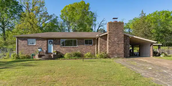 3316 Mountain View Drive