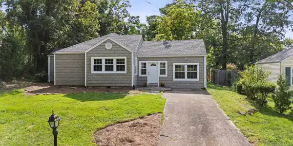 958 Signal Road