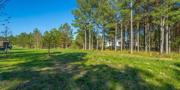 285 Pioneer Road