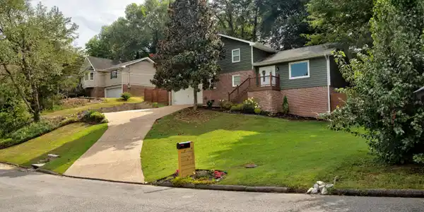 1117 Fieldstone Drive