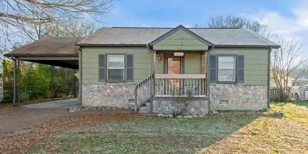 3842 Atlanta Drive