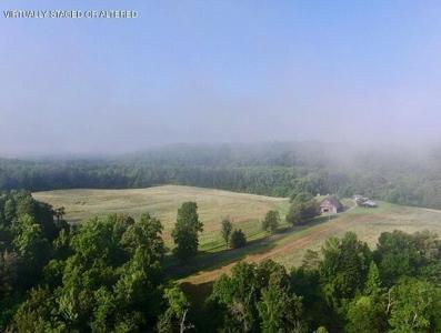 975 Welch Lane