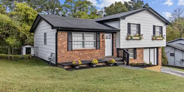 3015 Towerway Drive