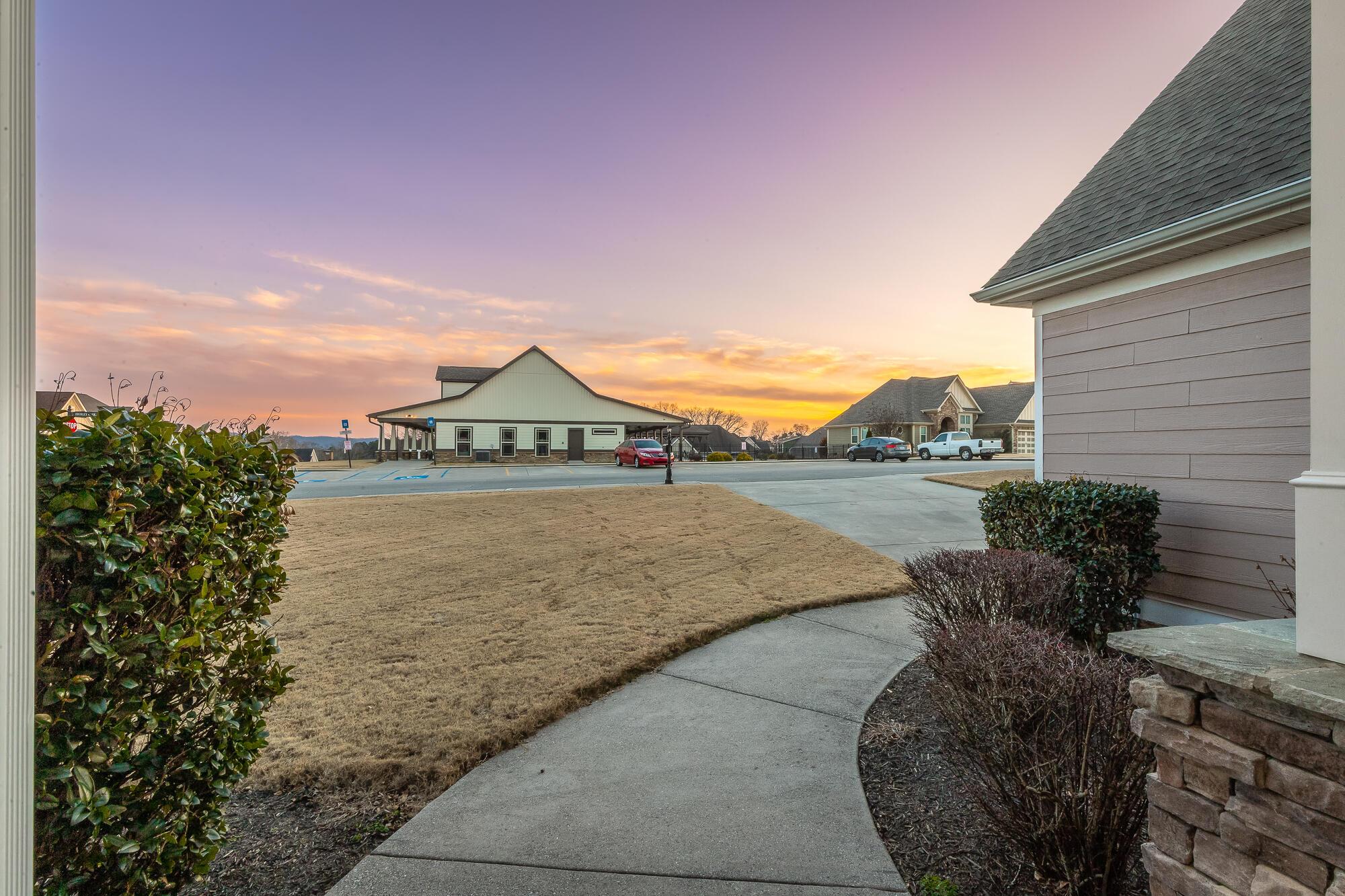 Image 4: 151 Holly Oak Lane TWILIGHT HD-1