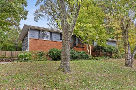 2526 Avalon Circle