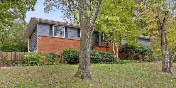 2526 Avalon Circle