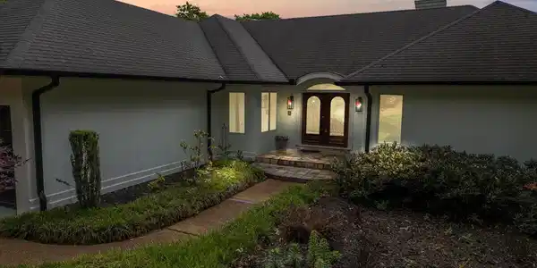 1419 Sunset Drive