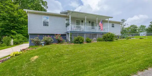 78 Gray Road