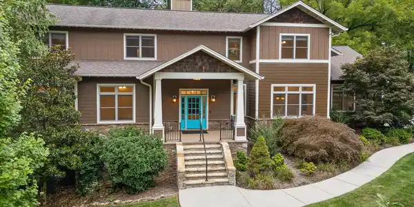 714 Berry Spring Path