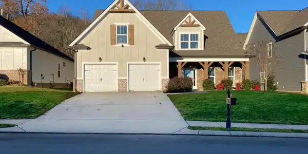 595 Deer Valley Drive