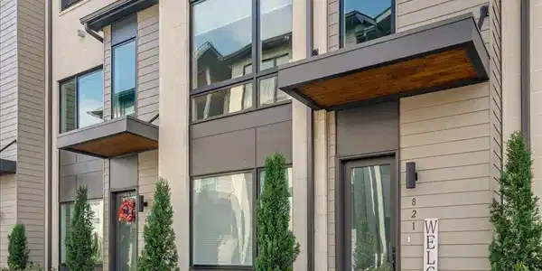 821 Burnside Place