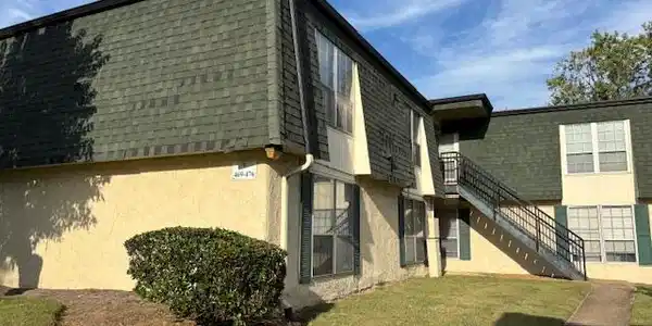 900 Mountain Creek Road