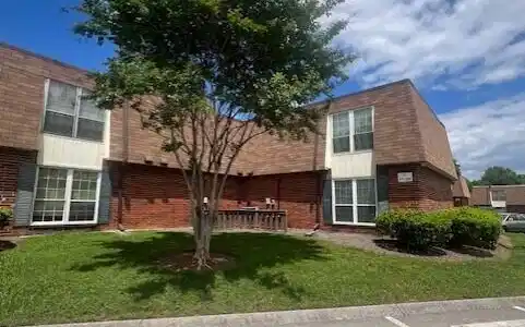 900 Mountain Creek Road