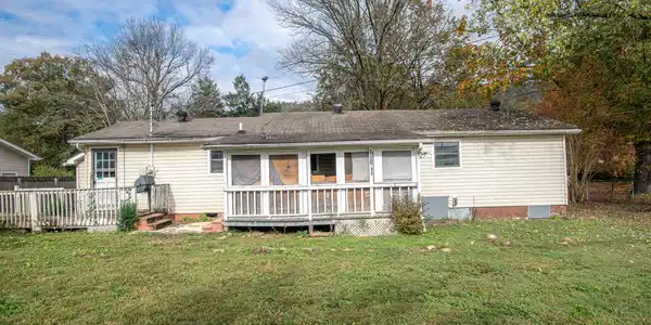 8957 Dayton Pike