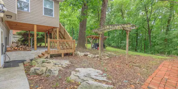 Image 4: 40 E Carolyn Cir HD-9