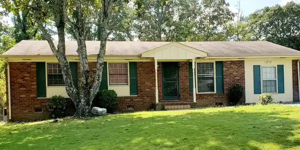 2432 Northbrier Circle