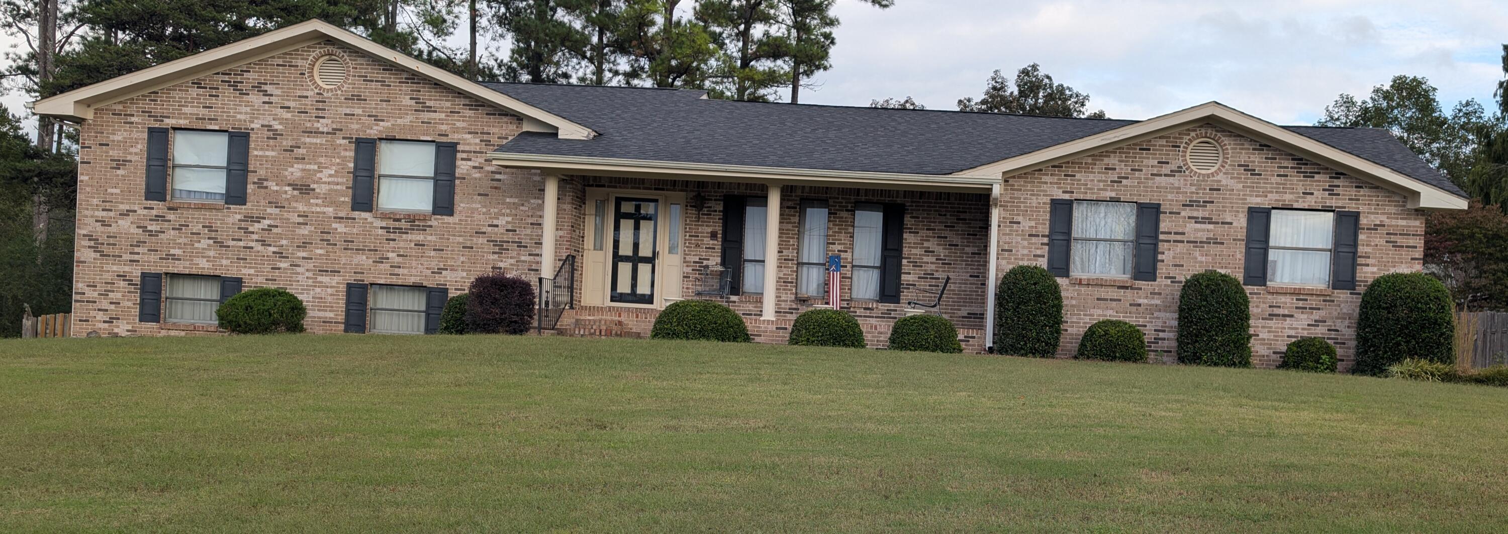 Image 1: PXL_20251007_211344775.RAW-01.COVER