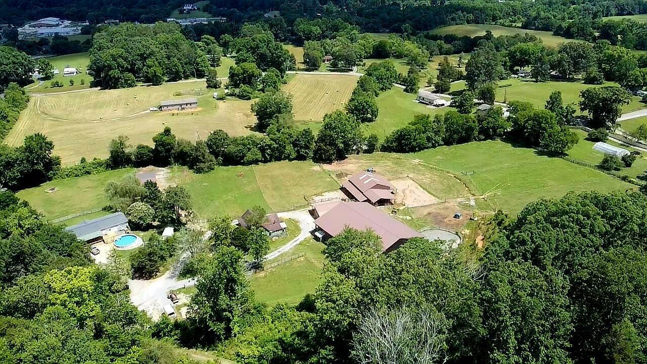 Image 4: 200 Reavley aerial 2