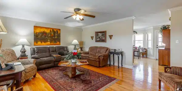 Image 3: 10245 Snow Hill Road HD-35