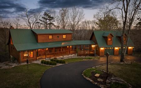 45 Deep Woods Drive