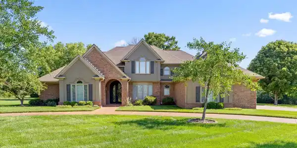 7729 Diamondhead Drive