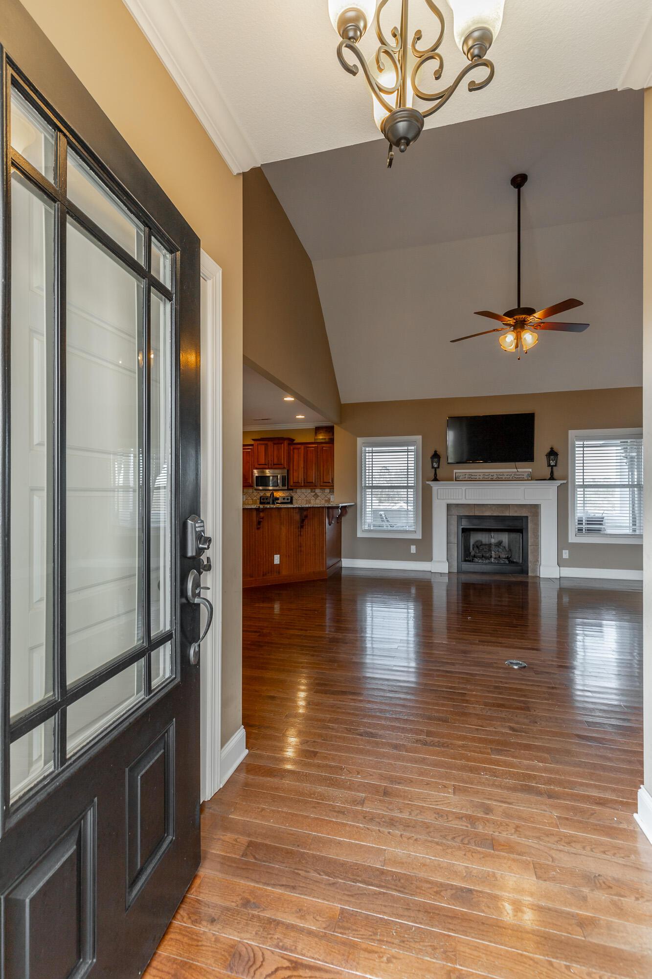 Image 4: 151 Holly Oak Lane HD-29